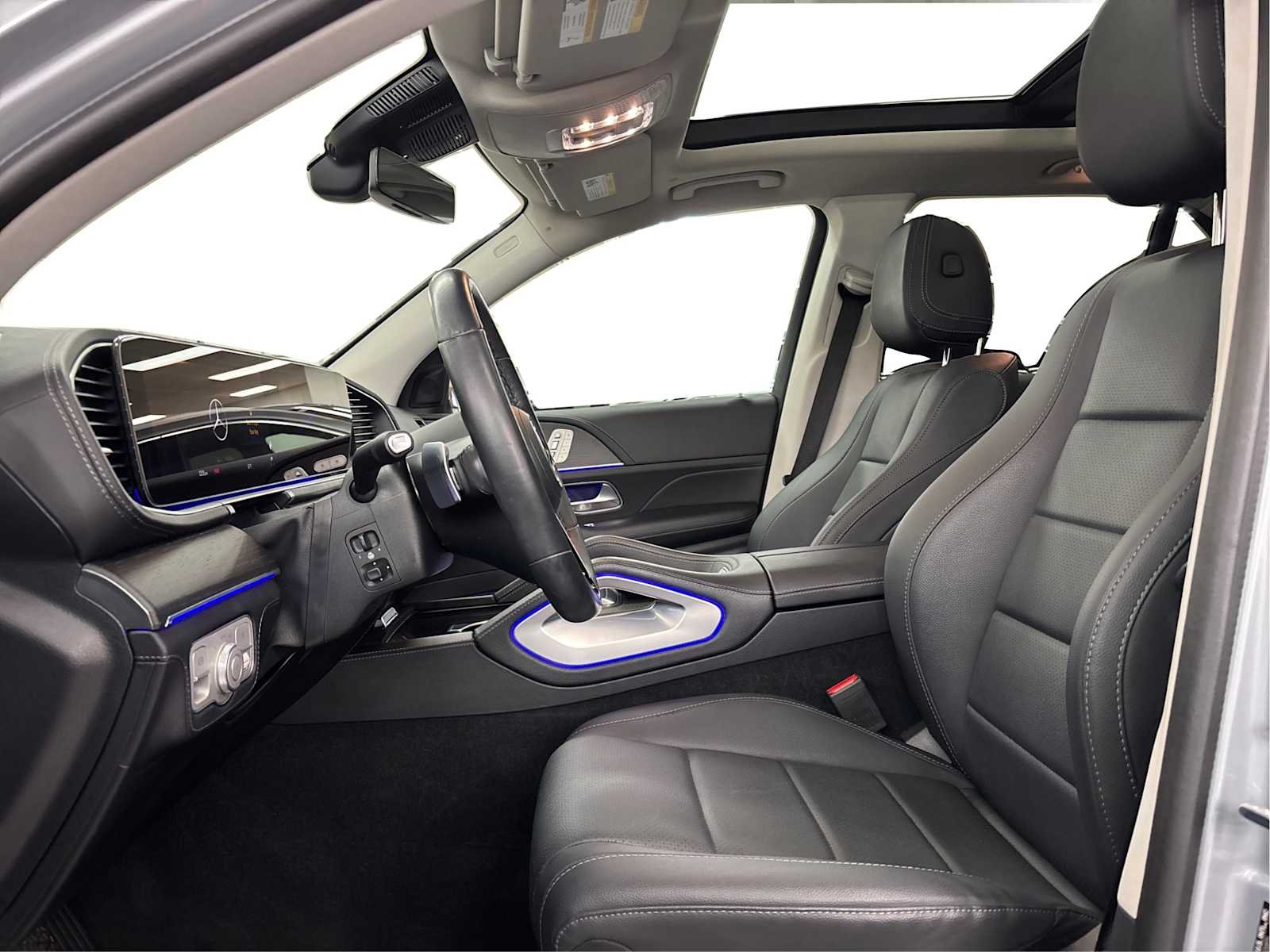 Certified Used 2024 Cirrus Silver Metallic Mercedes-Benz GLE 450e Plug-In Hybrid image 9