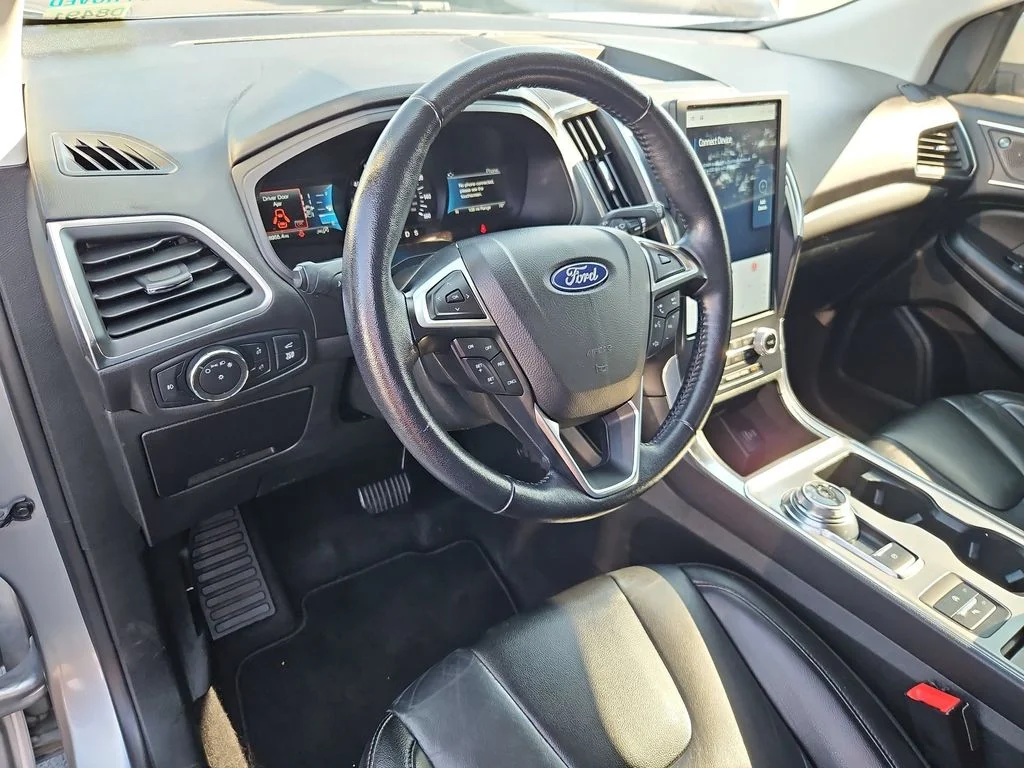 Used 2022 Silver Metallic Ford Titanium image 13