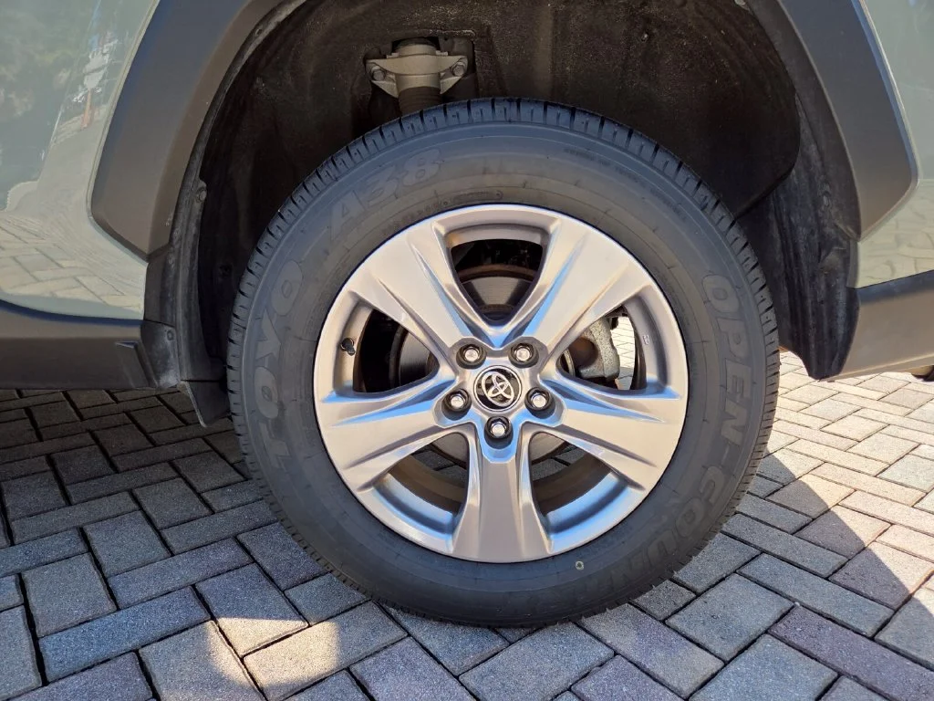 Used 2022 Gray Toyota XLE image 20