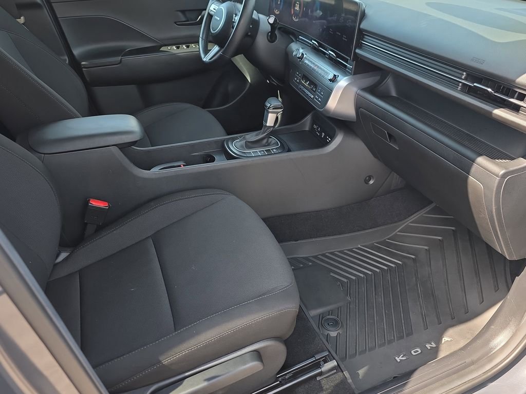 Used 2024 Ecotronic Gray Pearl Hyundai SEL image 33