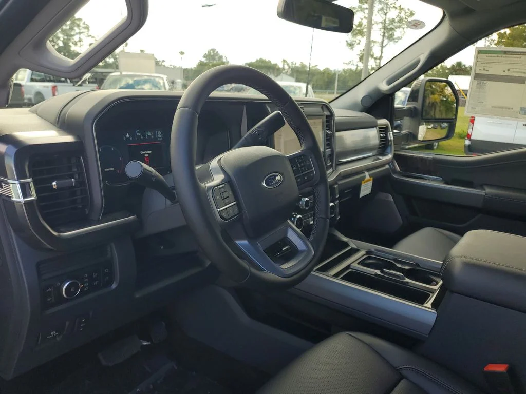 2026 Ford F-350 Super Duty Lariat - Photo 8