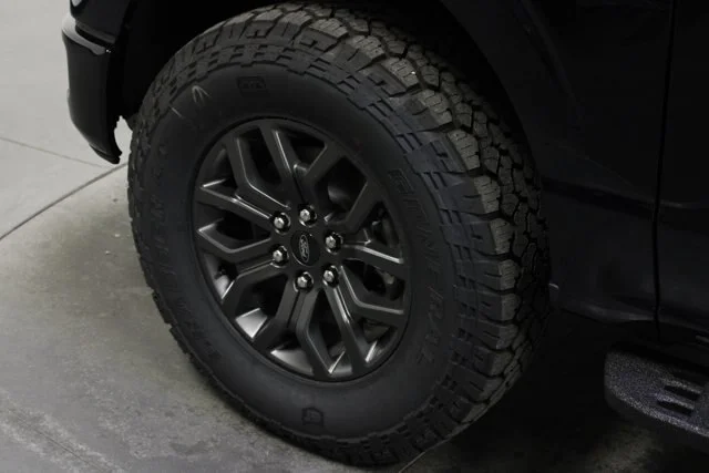 New 2026 Antimatter Blue Metallic Ford Tremor® image 33