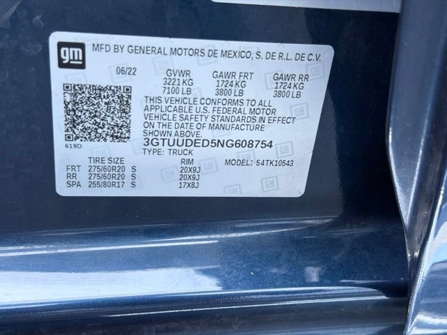Used 2022 PACIFIC BLUE METALLIC GMC SLT image 32