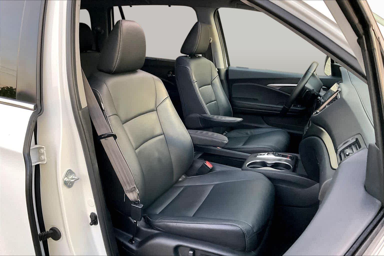 Used 2021 Platinum White Pearl Honda EX-L image 9