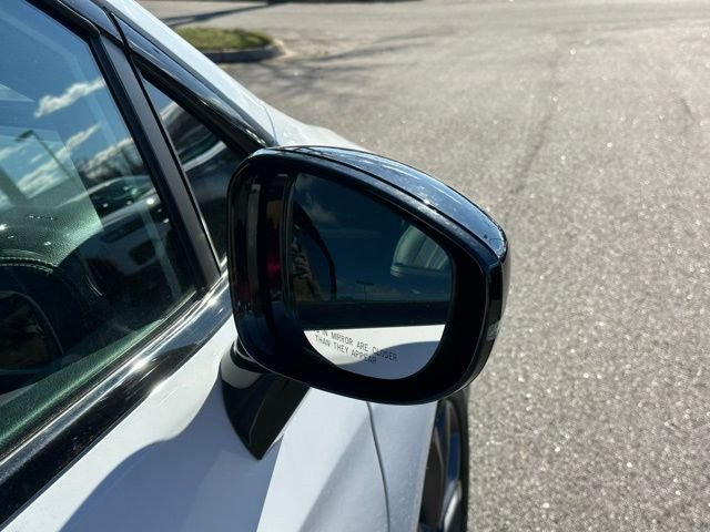2026 Chrysler Pacifica Select - Photo 11