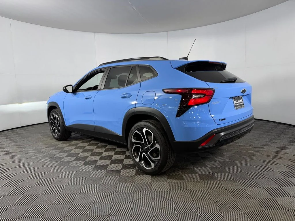 Certified Used 2024 Blue Chevrolet 2RS image 10