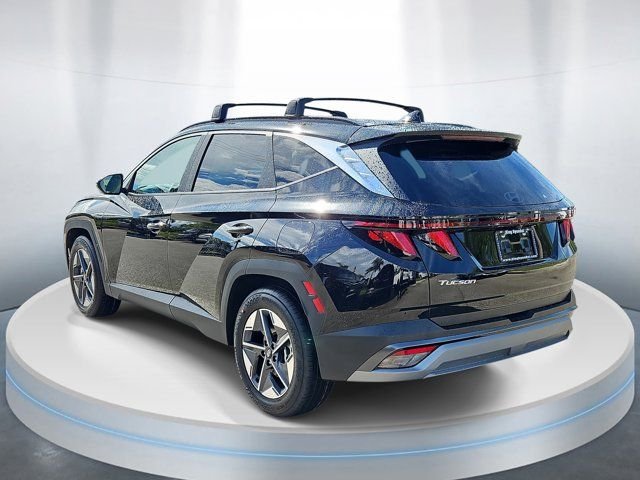 New 2026 Black Hyundai SEL FWD image 3