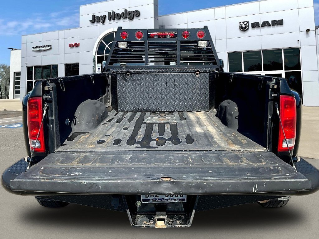 Used 2004 Black Dodge SLT image 11