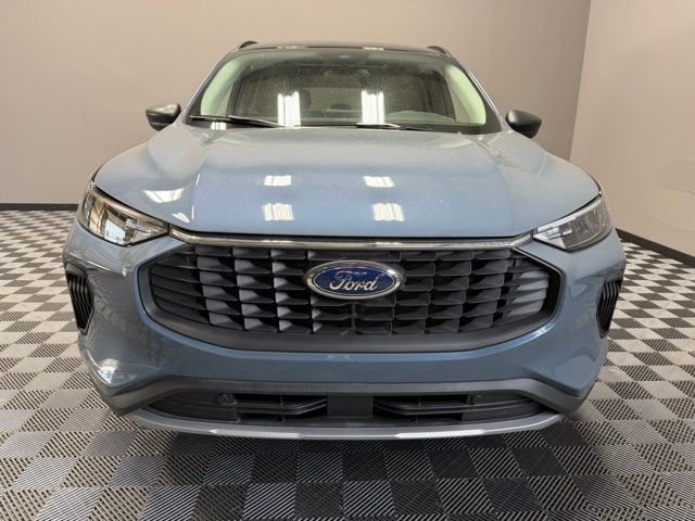 New 2026 Vapor Blue Metallic Ford Active® image 4