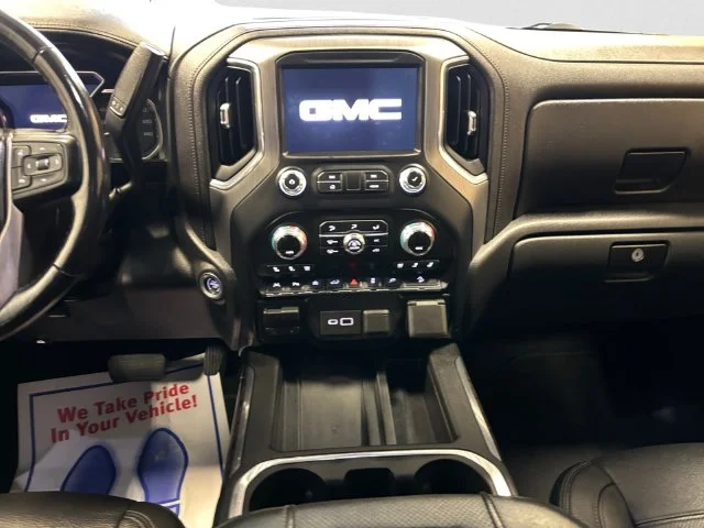 Used 2019 Black GMC Denali image 11