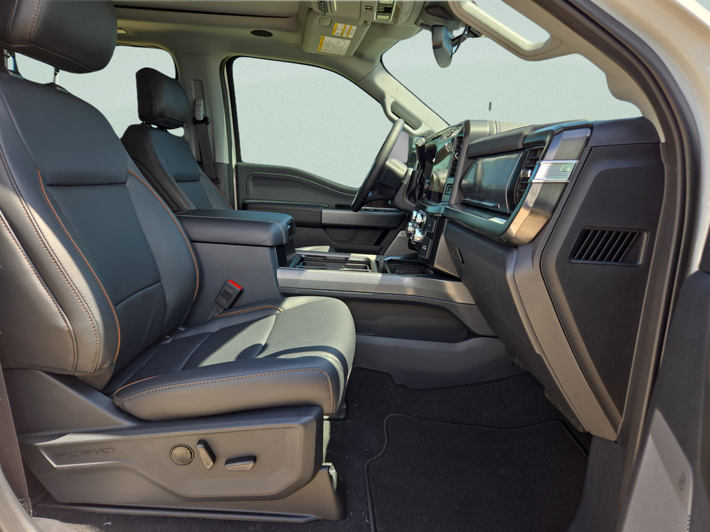 New 2026 Star White Metallic Tri-Coat Ford F-350® Lariat® image 27