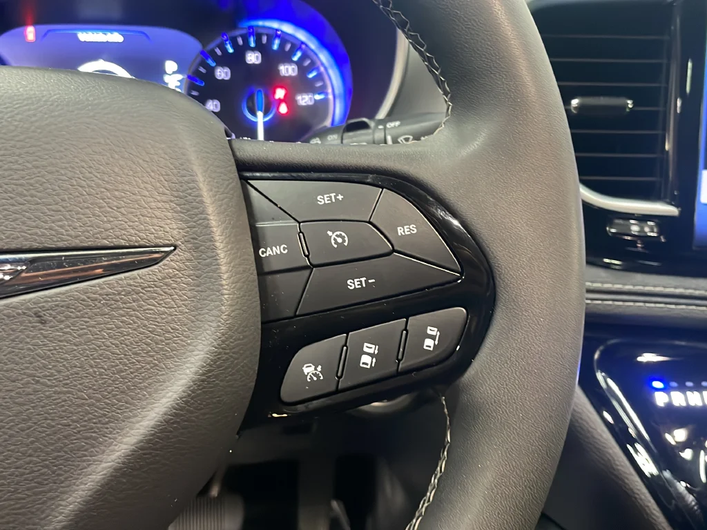 Used 2026 Black Chrysler Limited image 18
