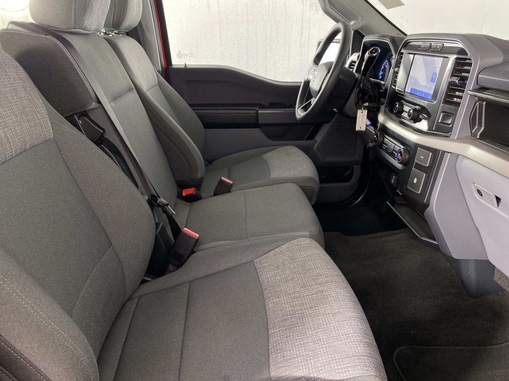 Used 2021 Red Ford XLT image 10