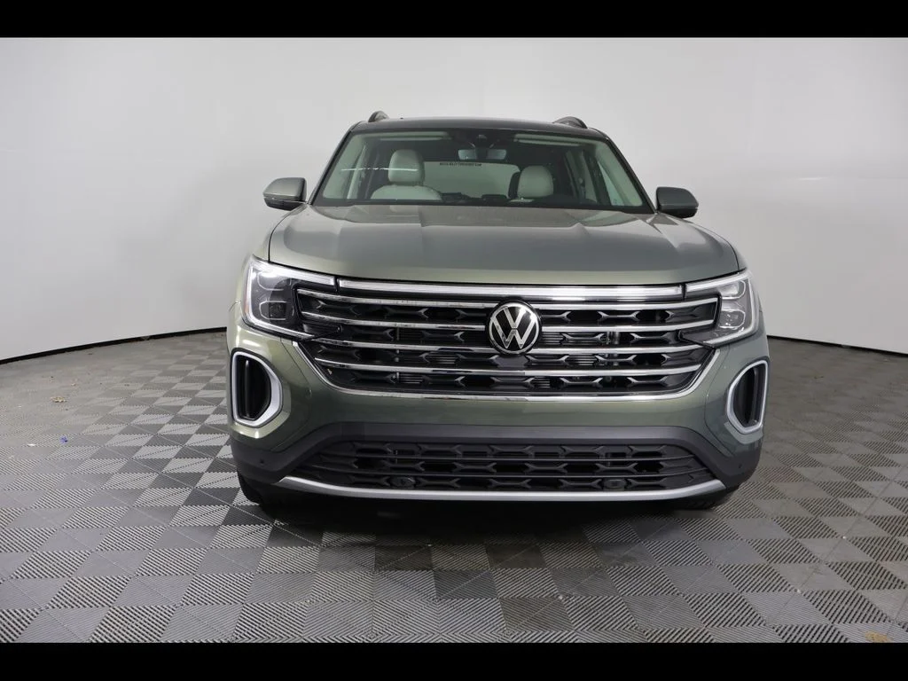 New 2026 Green Volkswagen 2.0T SE w/Technology image 8