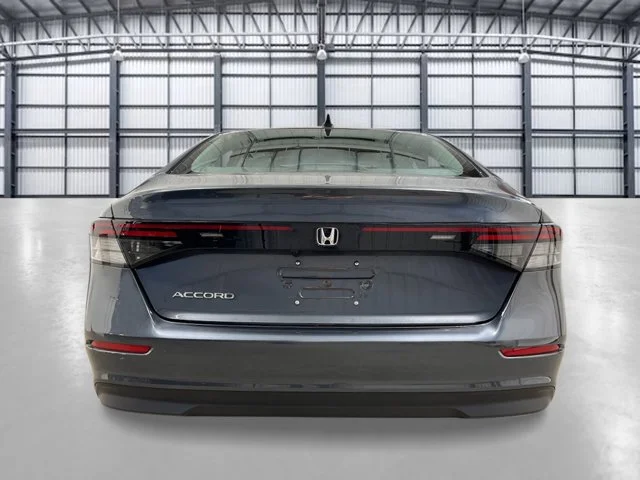New 2026 Meteorite Gray Metallic Honda SE image 4