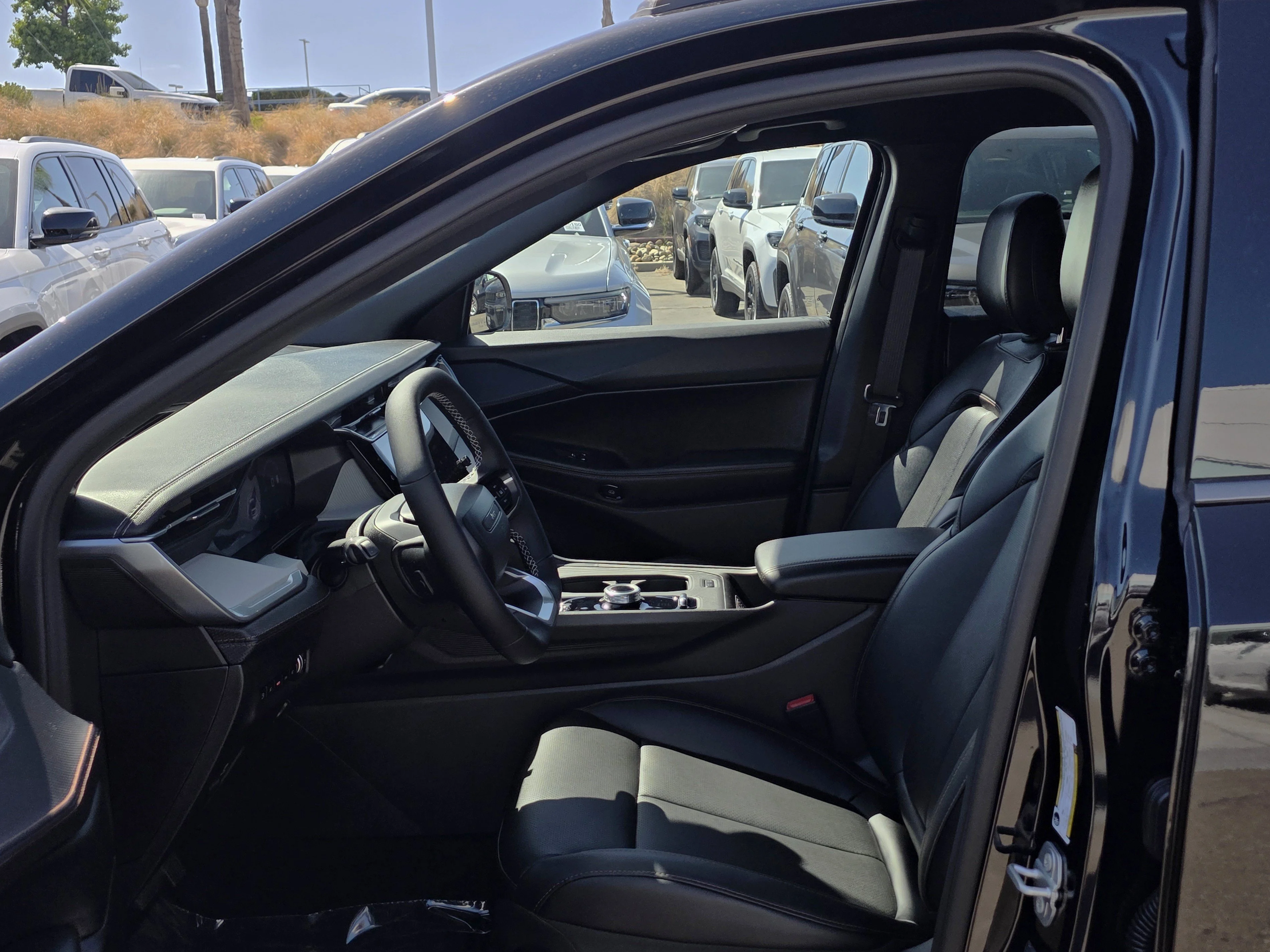 New 2026 Diamond Black Jeep Limited image 12