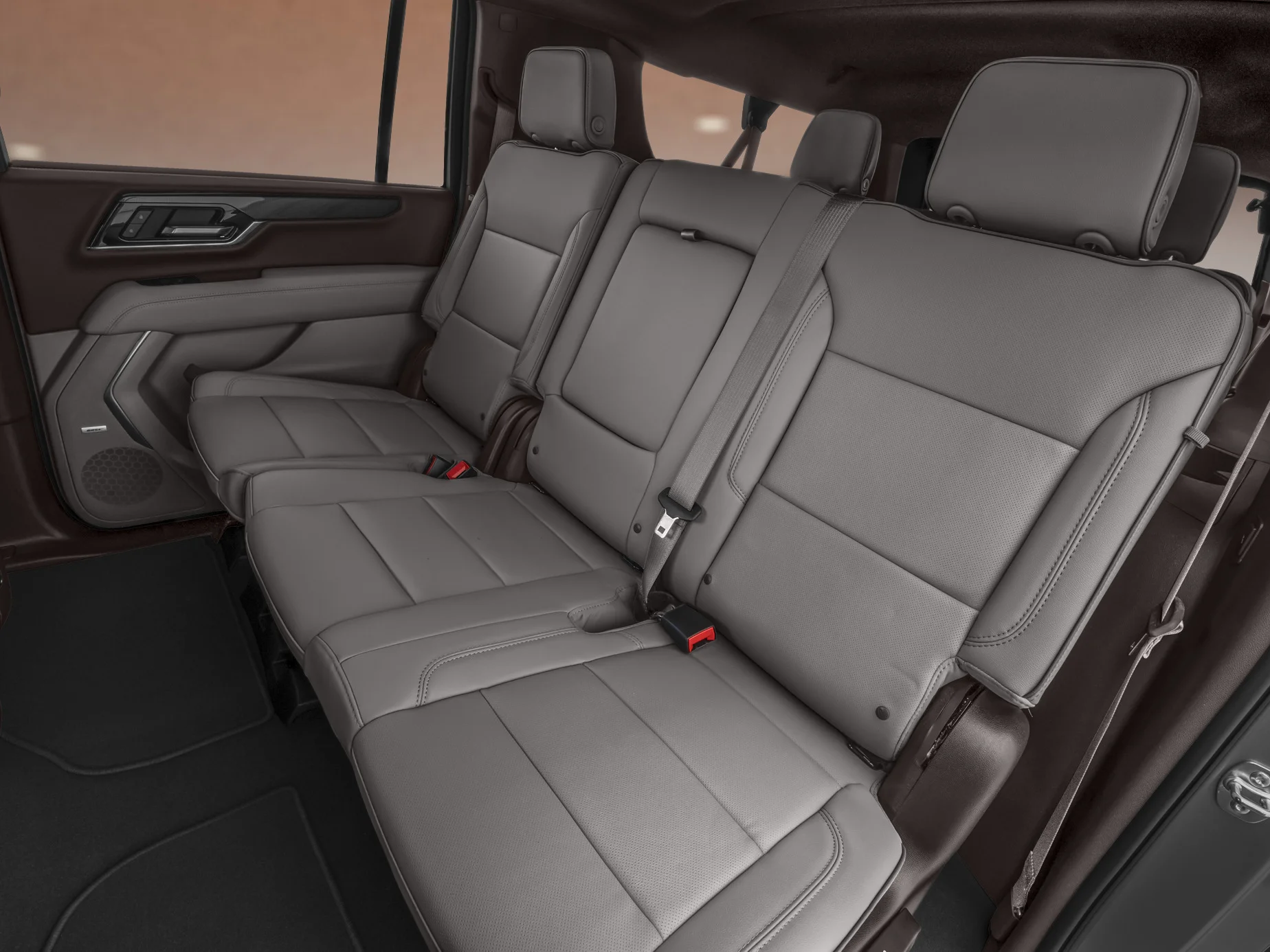 New 2026 Grey GMC 4WD 4dr Elevation image 9