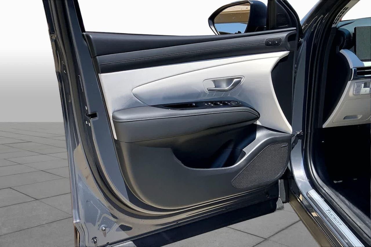 New 2026 Ecotronic Gray Hyundai Limited AWD image 10
