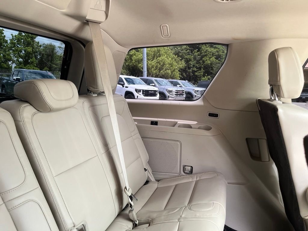 Used 2020 White Lincoln Reserve image 30