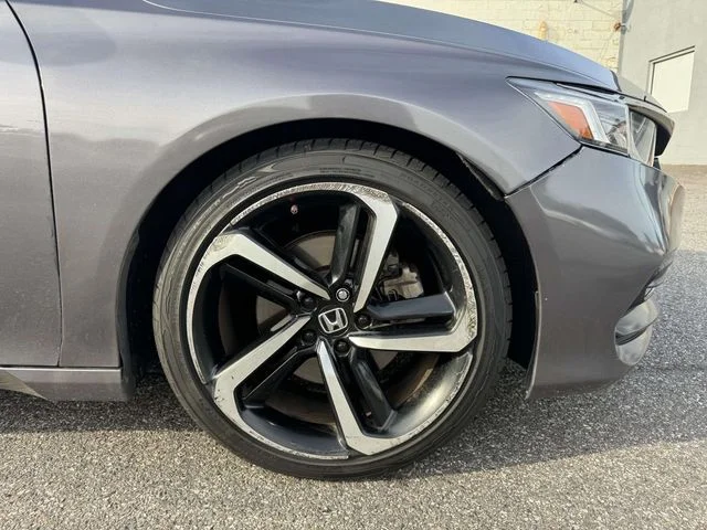 Used 2019  Honda Sport image 10