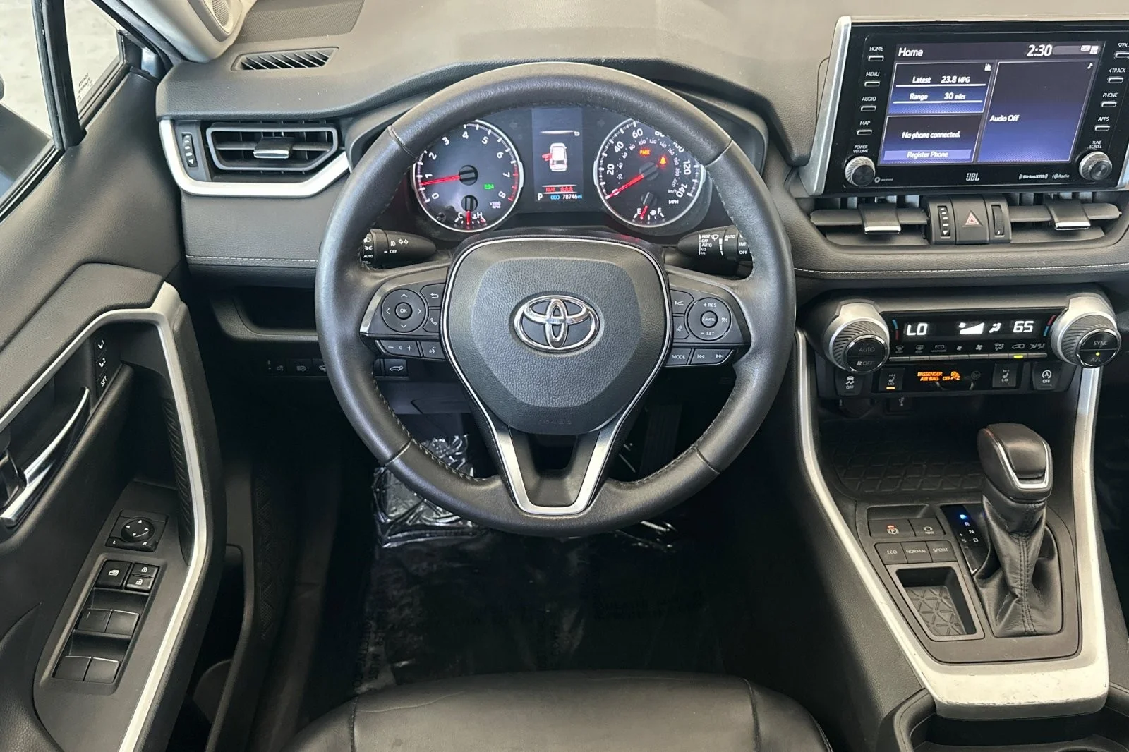 Certified Used 2021 Silver Sky Metallic Toyota XLE Premium image 13