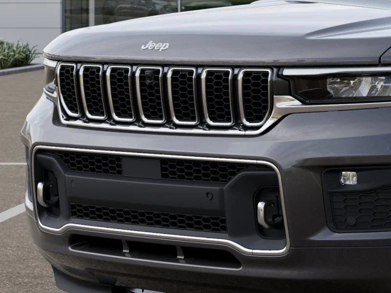 New 2025 Baltic Gray Metallic Clear-Coat Exterior Paint Jeep Overland image 38