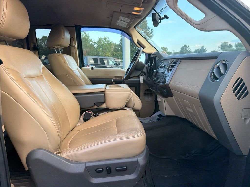 Used 2011 Forest Green Metallic Ford Lariat image 11