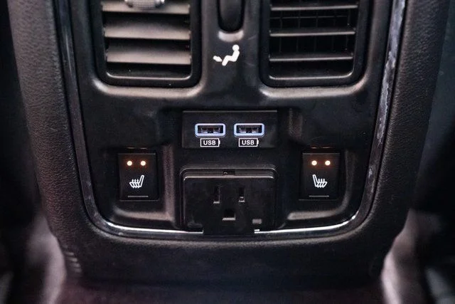 Used 2017 Red Jeep Limited image 9