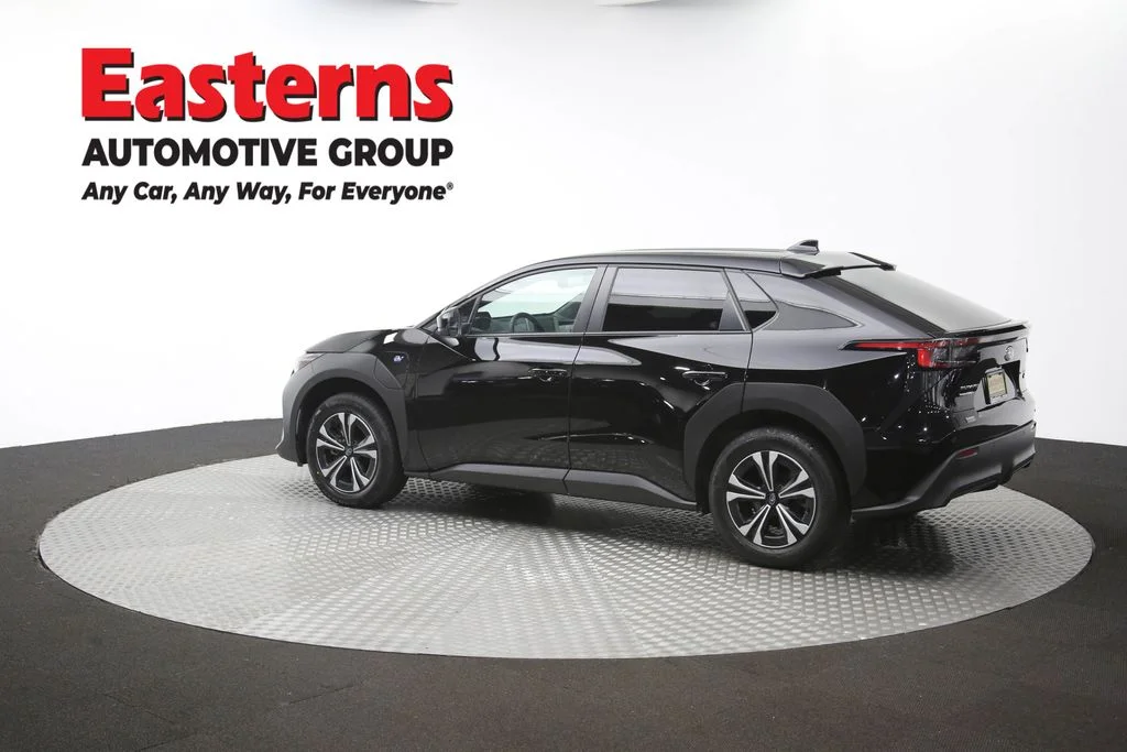 Used 2023 Black Subaru Premium image 60