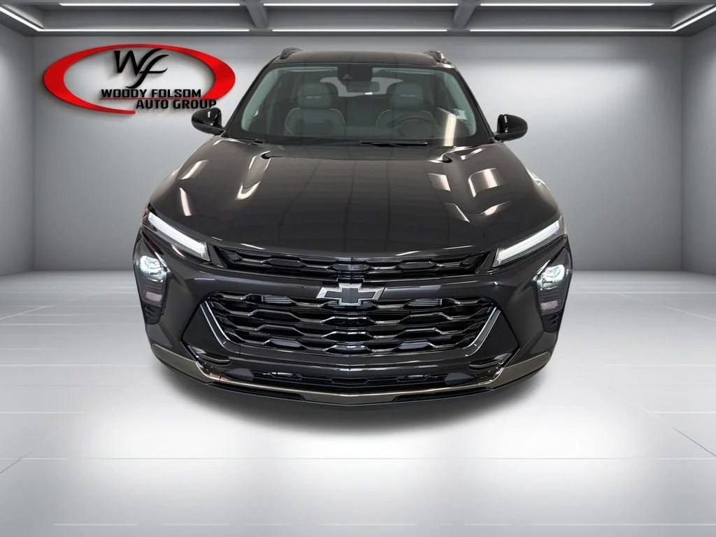 New 2026 Mosaic Black Metallic Chevrolet ACTIV image 2