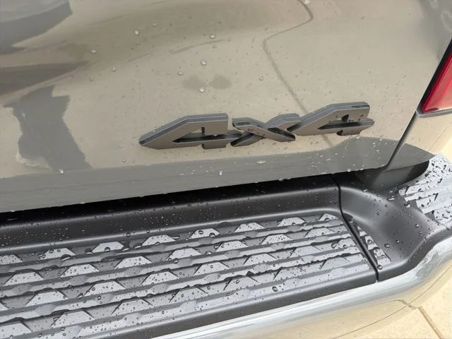 New 2026 Ceramic Gray Clear-Coat Exterior Paint RAM Laramie image 6