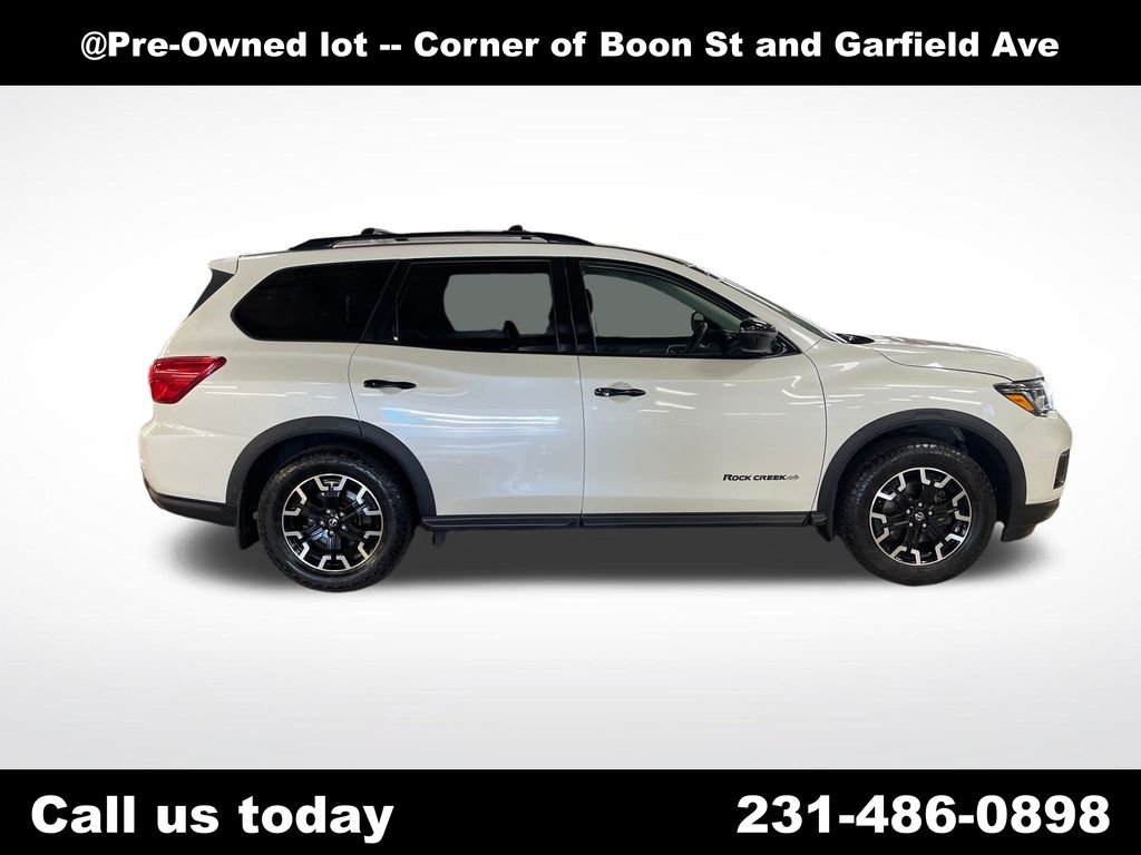 Used 2020 White Nissan SV image 6