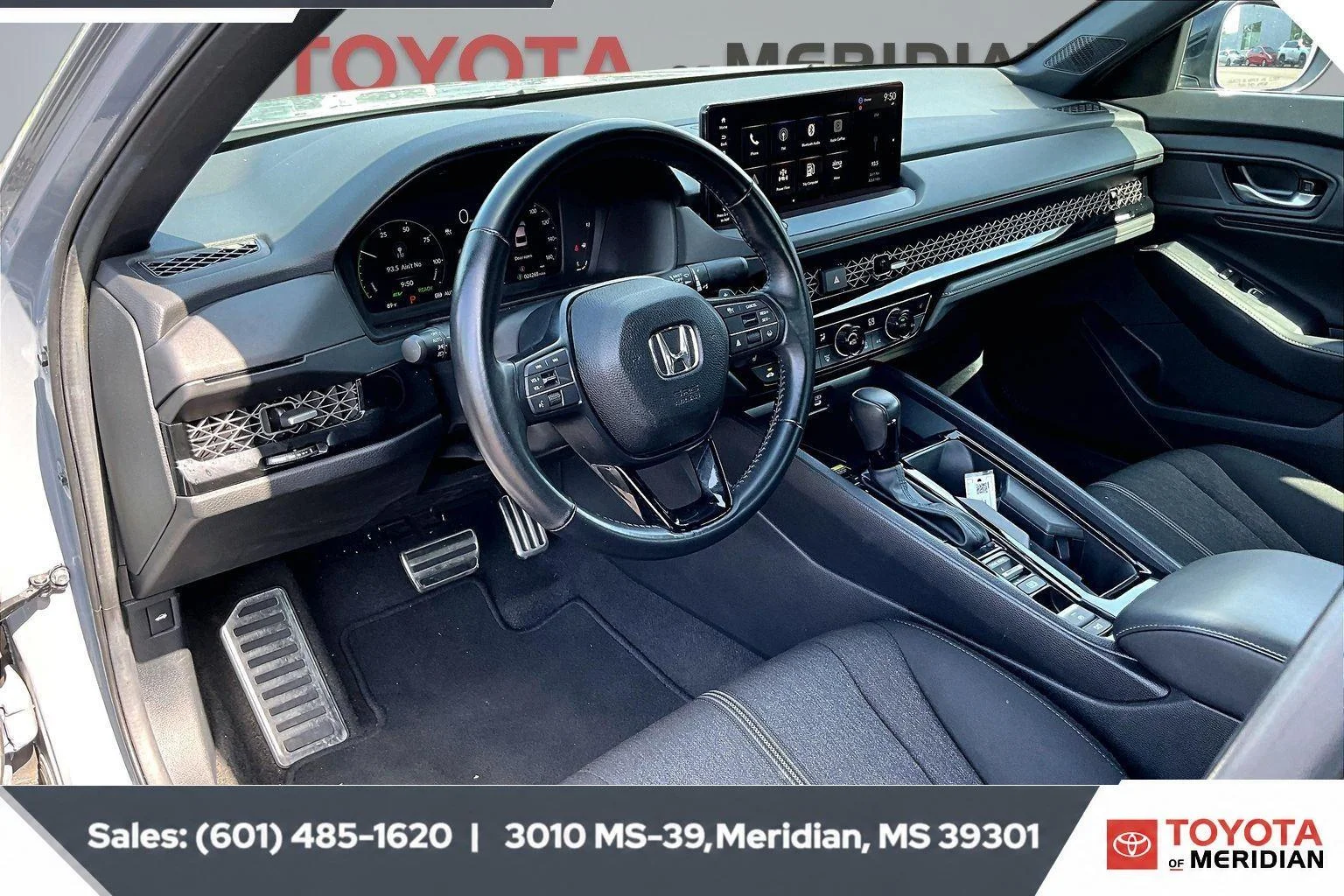 Used 2025 Urban Gray Pearl Honda Sport image 12