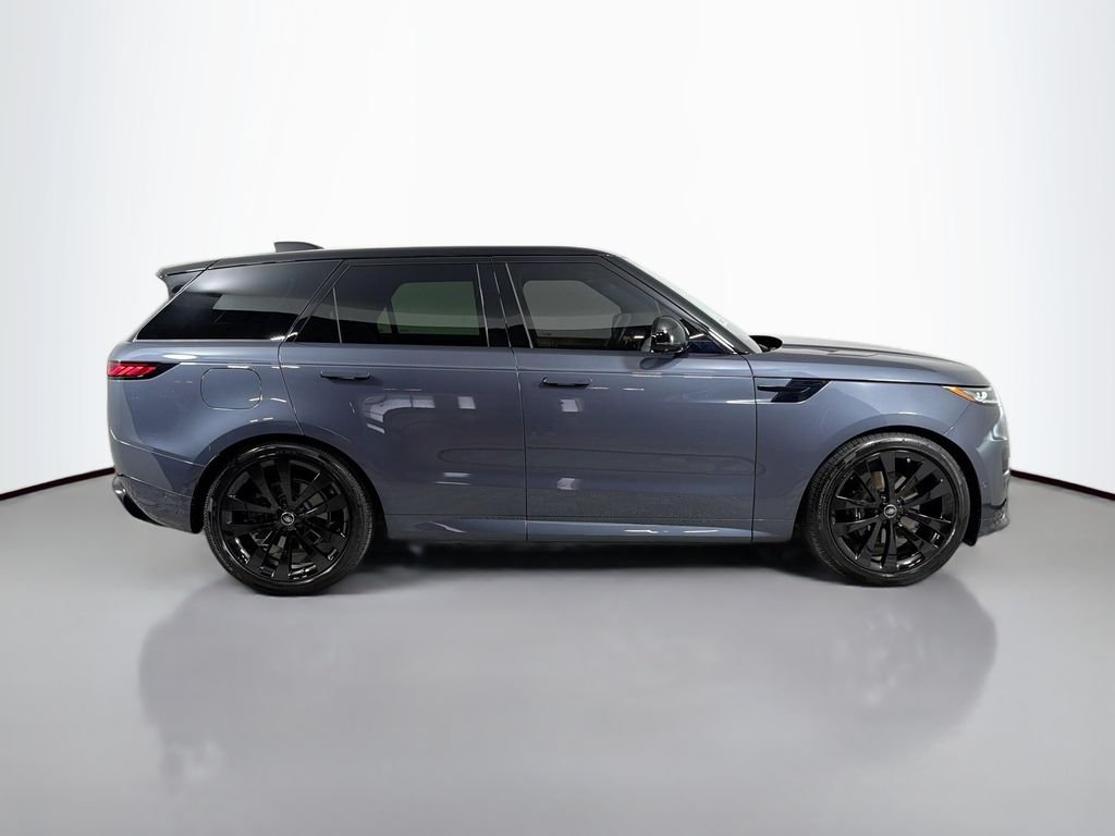 Certified Used 2025 Blue Land Rover Dynamic SE image 4