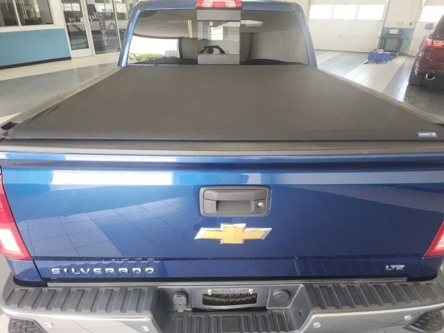 Used 2016 Deep Ocean Blue Metallic Chevrolet LTZ image 4
