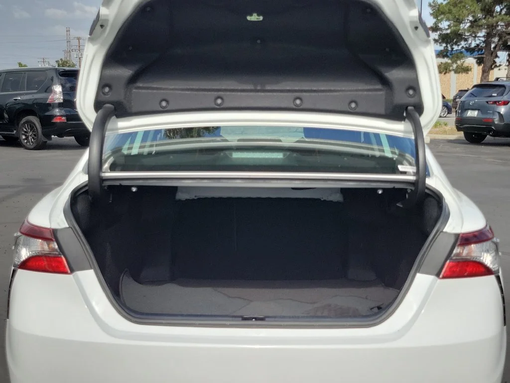 Used 2024 Ice Toyota SE image 25