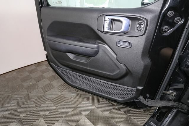 Used 2023 Black Jeep Sport image 34