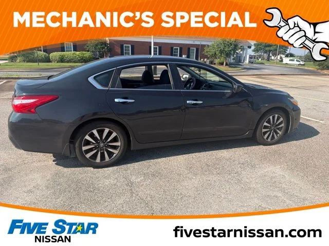 Used 2017 Blue Nissan 2.5 SV image 7