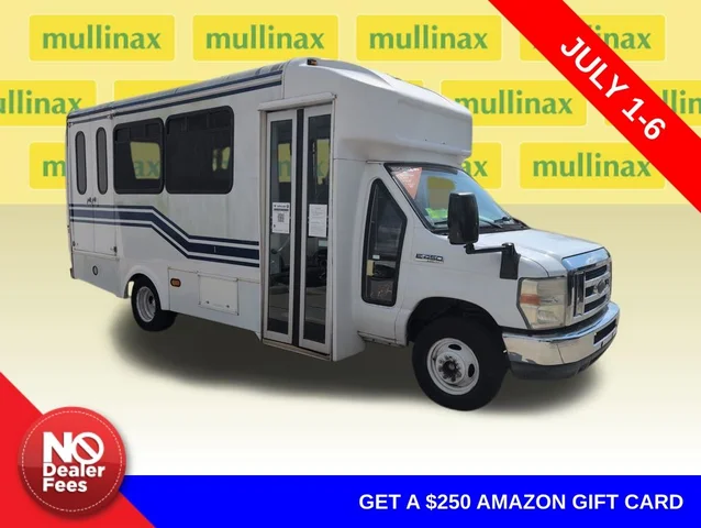 2015 Ford E-450SD Base