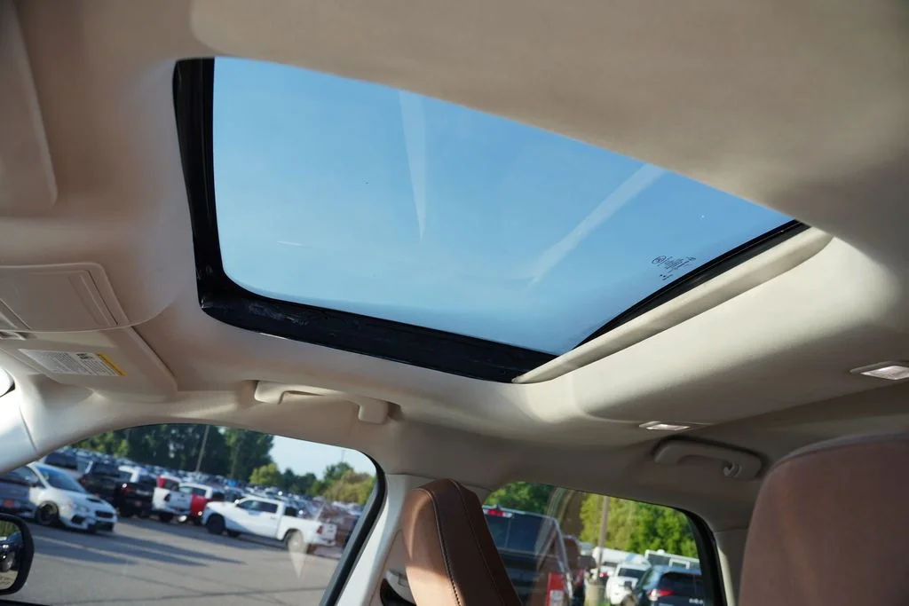 Used 2021 Oxford White Ford Badlands image 5