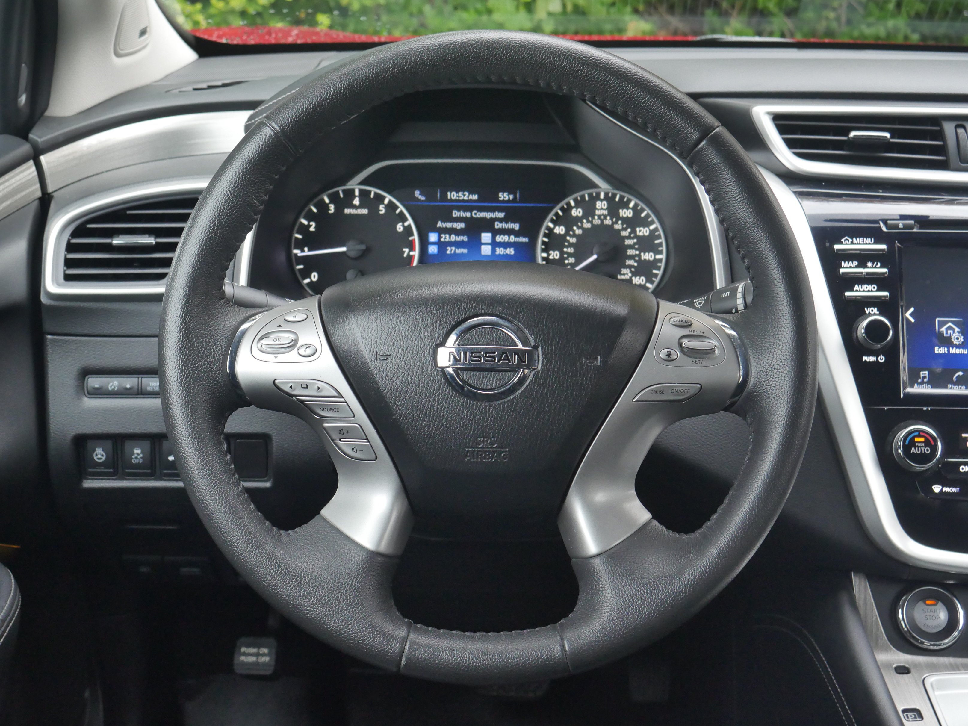 Used 2016 Cayenne Red Metallic Nissan Platinum image 7
