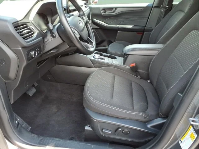 Used 2024 Gray Ford Active image 18