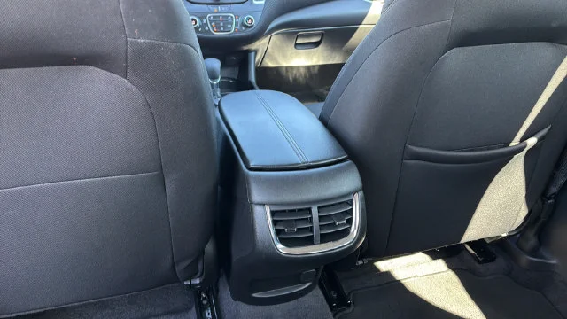 Used 2025 White Chevrolet LT image 20