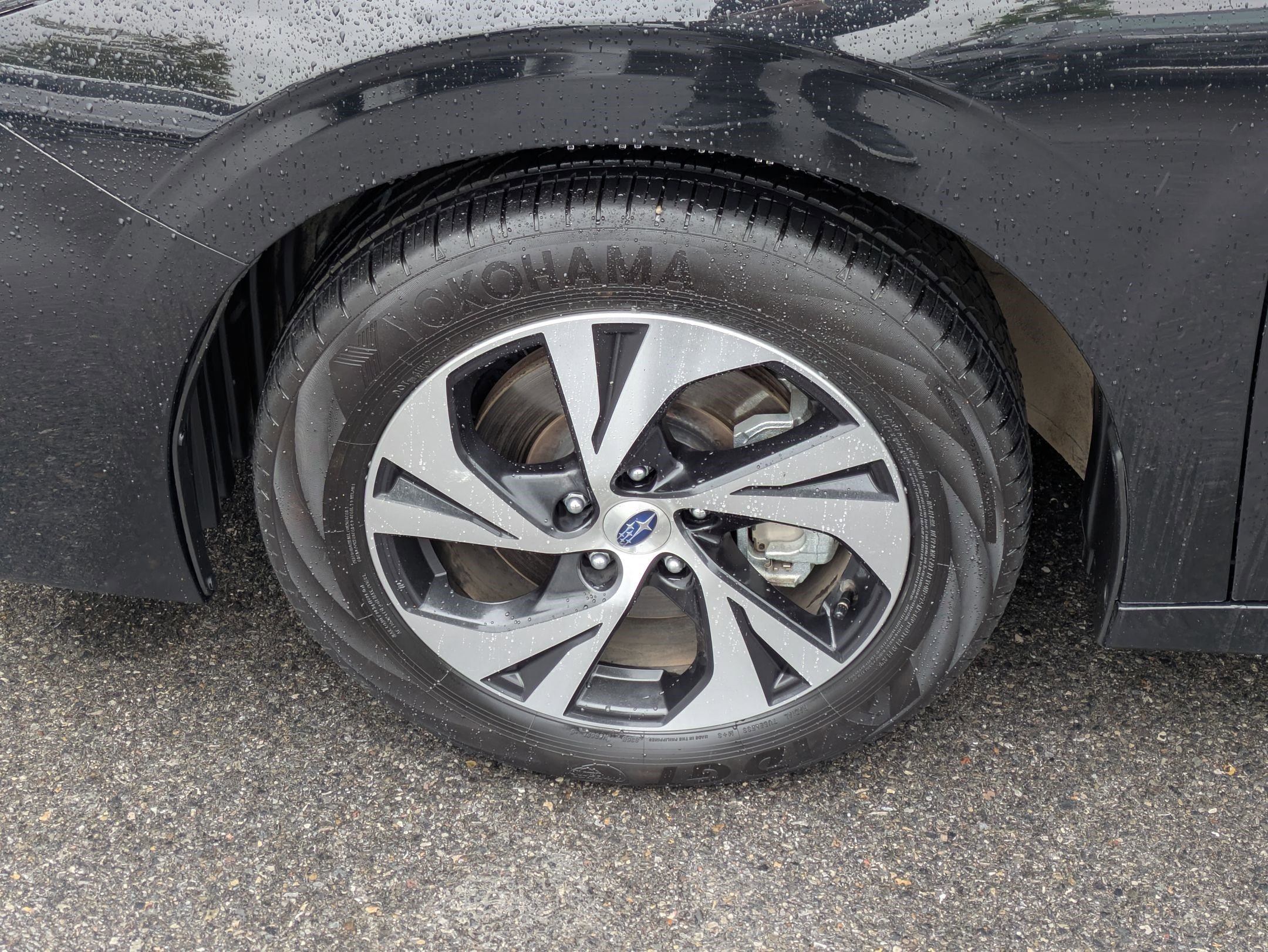 Used 2025 Crystal Black Silica Subaru Premium image 11