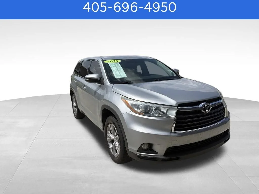 Pre-Owned 2015 Toyota Highlander LE Plus