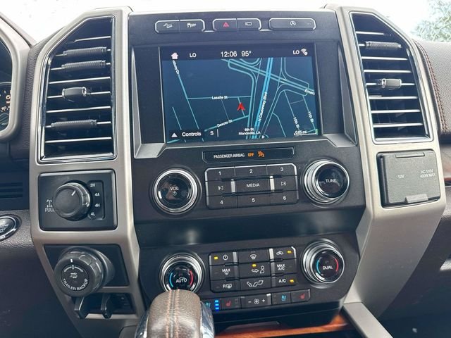 Used 2019 Red Ford King Ranch image 27