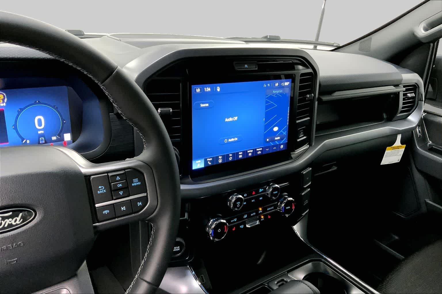 New 2026 Oxford White Ford XLT image 5