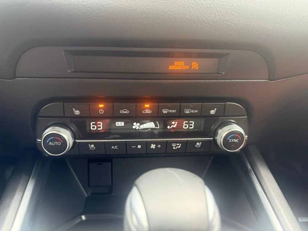 Certified Used 2025 Beige Mazda 2.5 Carbon Turbo image 20