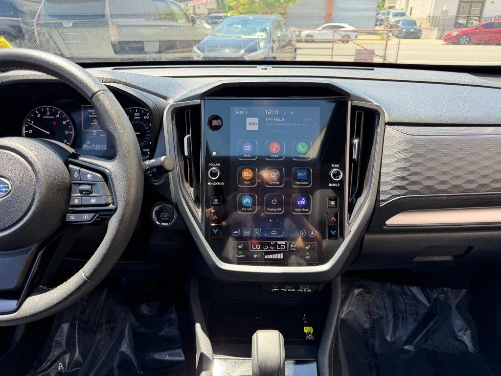 2025 Subaru Forester Premium - Photo 18