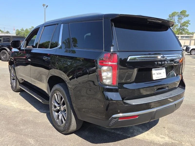Used 2023 Black Chevrolet LT image 12